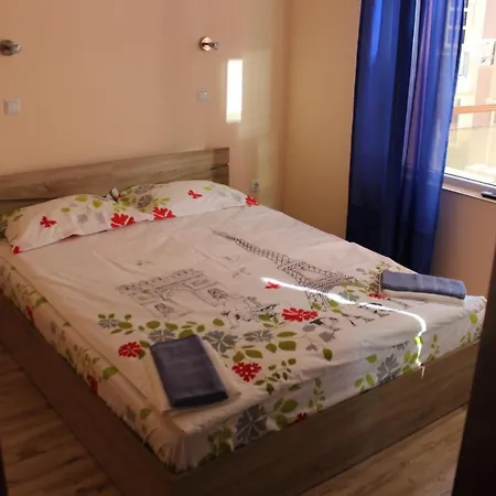 симона 2 * Pomorie