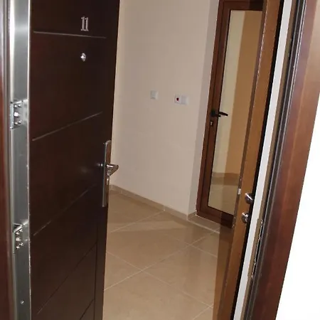 симона 2 Apartment *